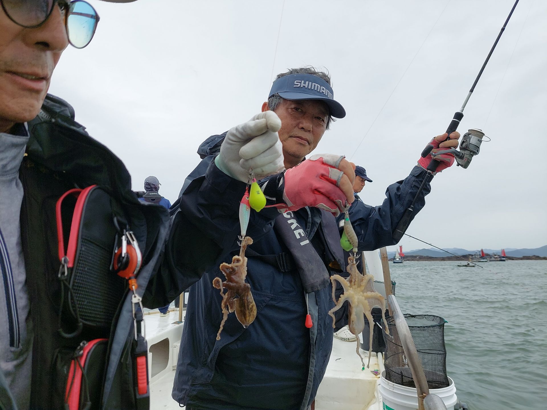 9월12일 홍원항 골드스타호 주꾸미 조황 입니다